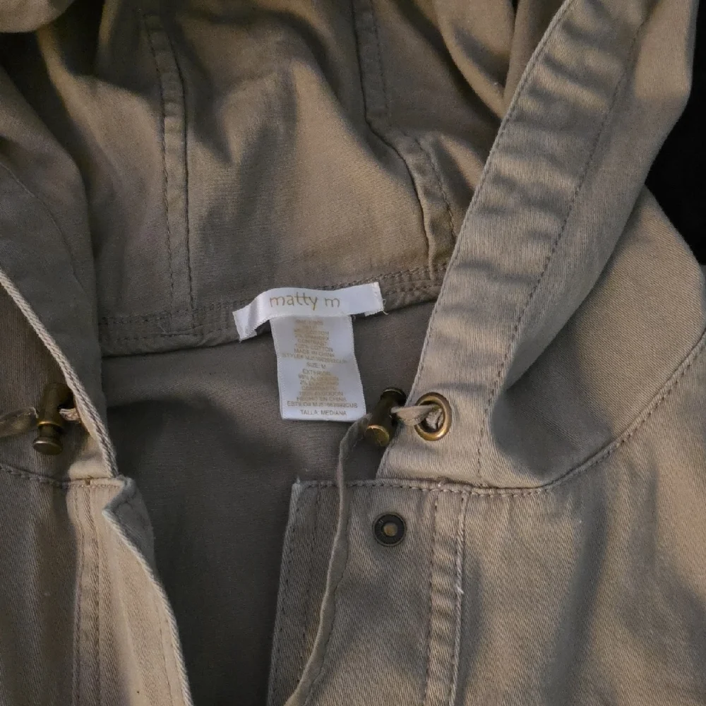 Matty M Beige Hooded Vest - Picture 2 of 11